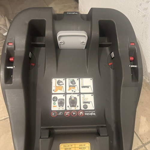 Inglesina stroller with Isofix base, bag and car seat used
