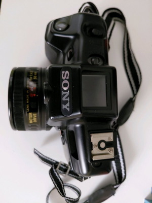 Sony Big Royal View camera with flash, like new