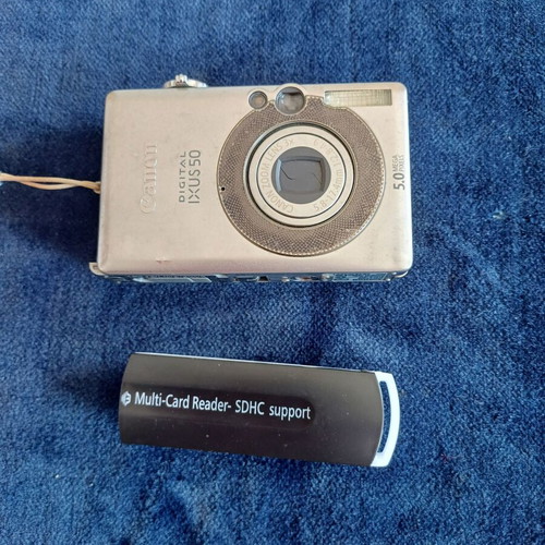 Canon IXUS 50 Digital Compact Camera 5.0MP with accessories