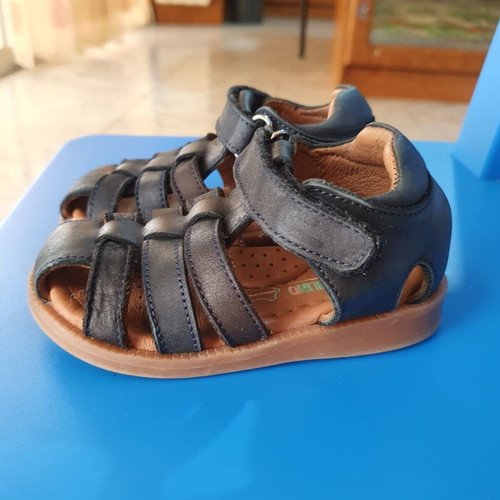 Crocodilino Nubuck Baby Sandals Size 21 Like New