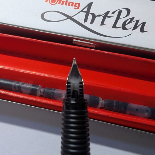 Artpen Rotring M fountain pen new in box