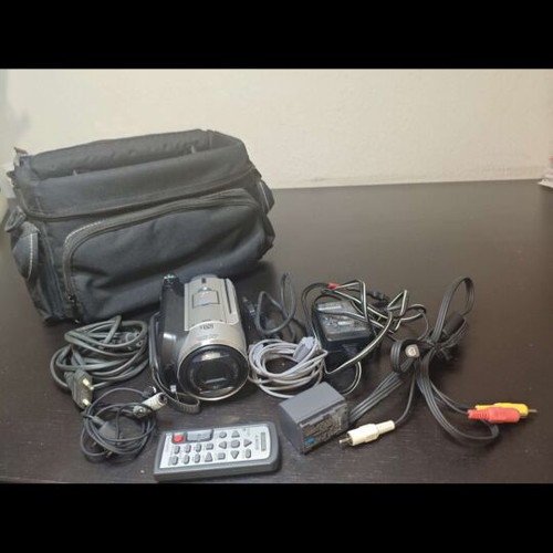 Sony DCR-SR90E camera 120X zoom like new