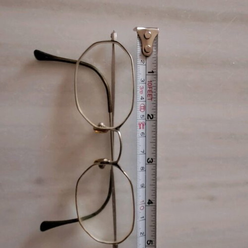 Silver optical frame like new, excellent quality