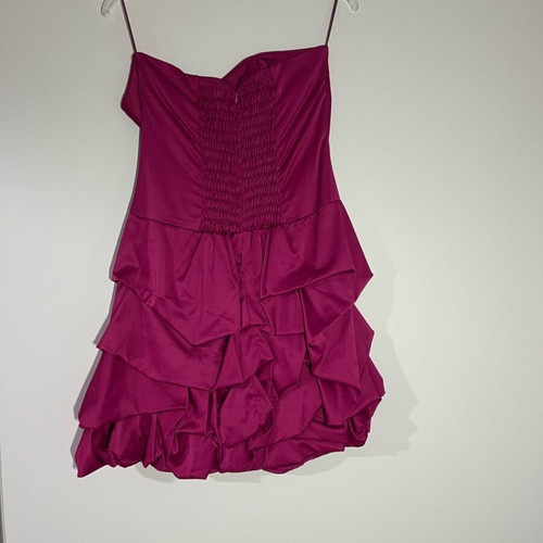 Satin strapless dress purple like new, size L