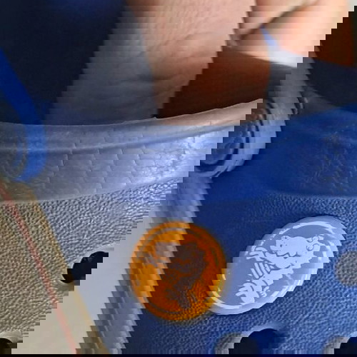 Crocs μεταχειρισμένα, νούμερο 25/26, πολύχρωμα σε πολύ καλή κατάσταση