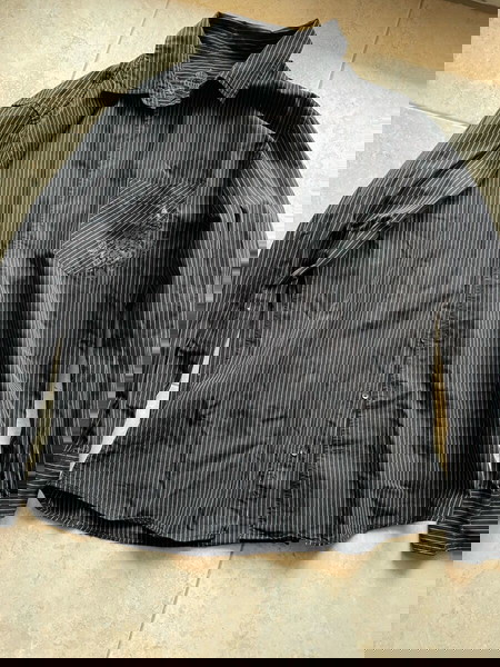 men’s shirt