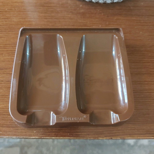 Tupperware spoon rest like new