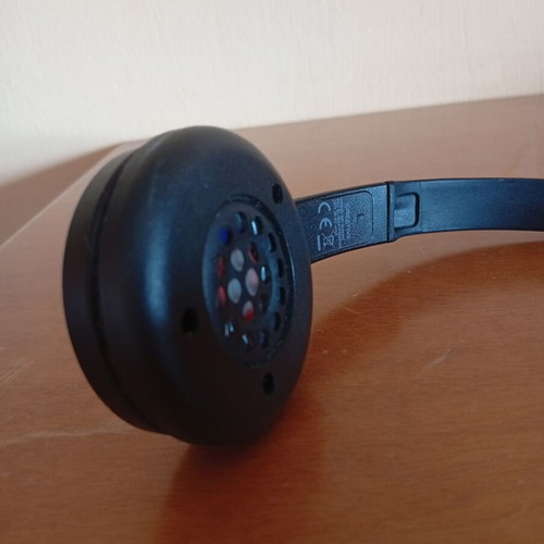 Creative Sound Blaster JAM GH0300 wireless headphones