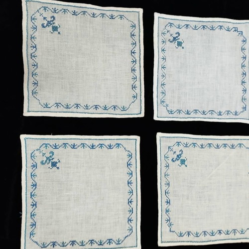 Handmade embroidery used, pack of 4 napkins