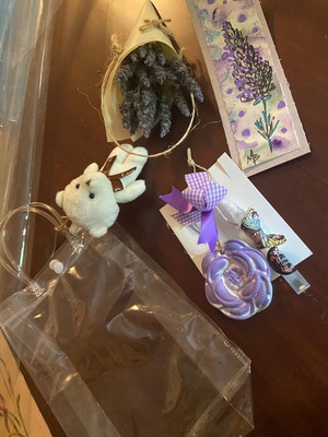 Gift bag teddy bear with lavender scent and gifts