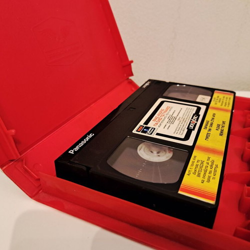 The Man Who Loved Women VHS used, comedy drama romance
