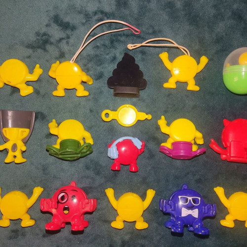Emoji figures from Kinder Surprise used, pack of 19