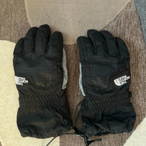 Gloves North Face and long knit pair like new, black and grey