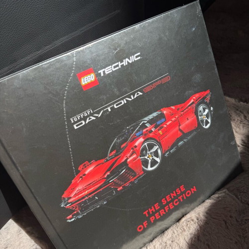 Ferrari Daytona SP3 The Sense of Perfection book new