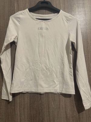 Sarah blouse white used, broken