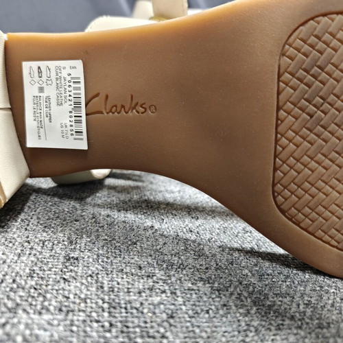 Clarks sandals like new, beige, size 41