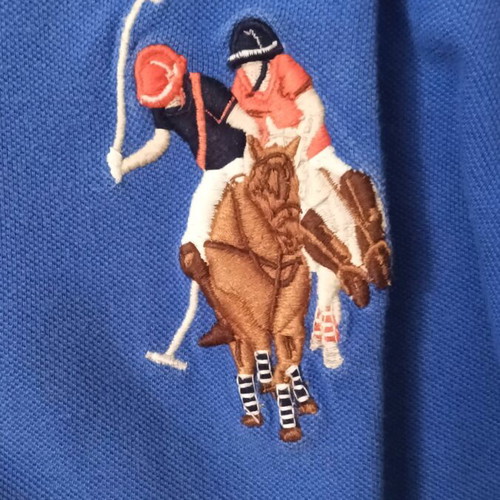 Polo Club shirt like new, size XS-S-M, blue and red