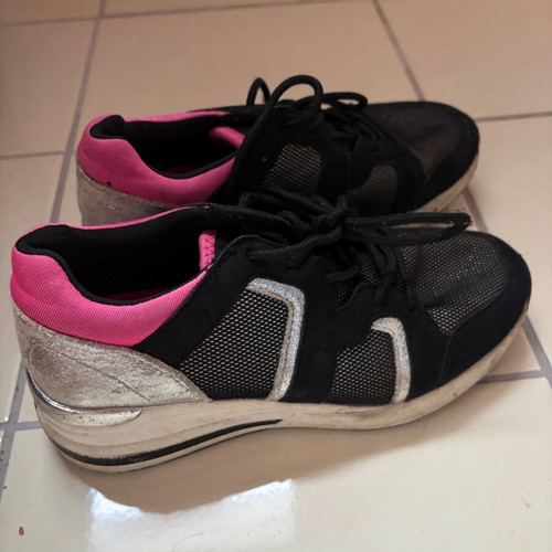 Venice 33 athletic shoes used, white and silver