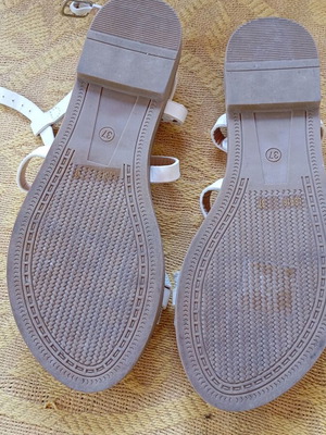 White sandals size 37