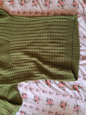 Green pullover with checkered pattern and unique neckline like new