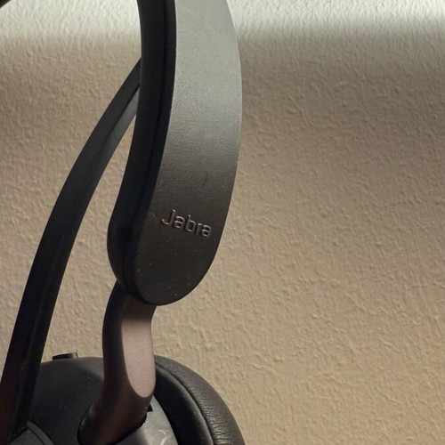 Jabra Evolve2 40 wired headphones like new, USB