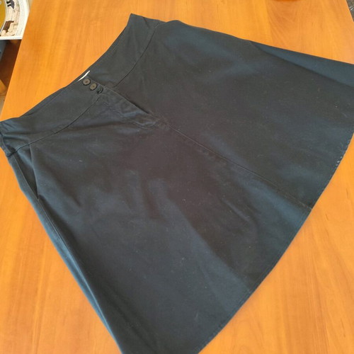 Black A-line skirt used, size L