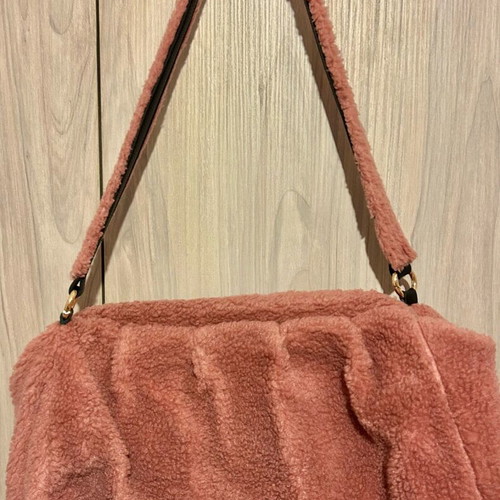 Wool shoulder bag large in dusty pink used a few times