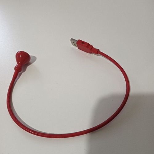USB LED light in red color, like new