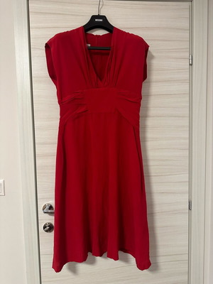 Rene Lezard 100% silk dress like new, red
