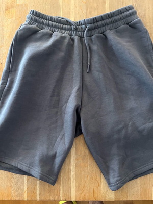 Βερμούδα TopMan γκρι, καινούργια, μέγεθος L, φαρδιά γραμμή