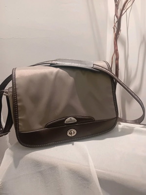 Vintage τσάντα Samsonite χιαστί σαν καινούργιο