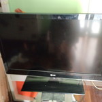 LG 32" TV, not smart