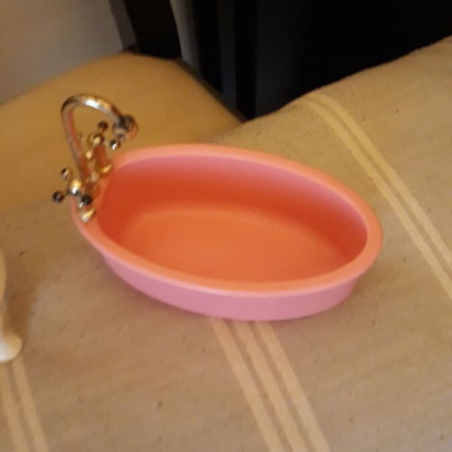 Vintage bathtubs like new, pack of 2 for bathroom decoration