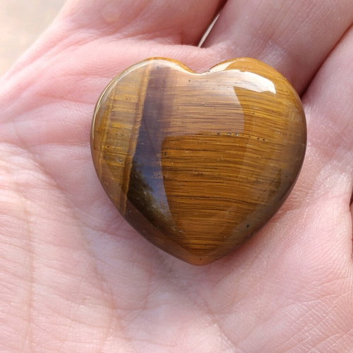 Tiger Eye Worry Stone 3 cm new with pouch and Reiki energy