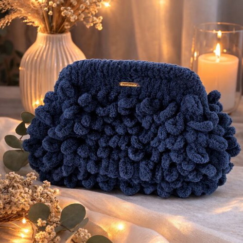Puffy bag handmade from scratch, dark blue