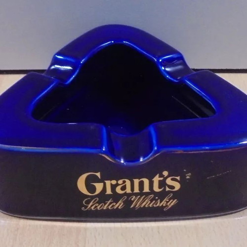 Grant's Scotch Whisky old promotional ceramic ashtray used