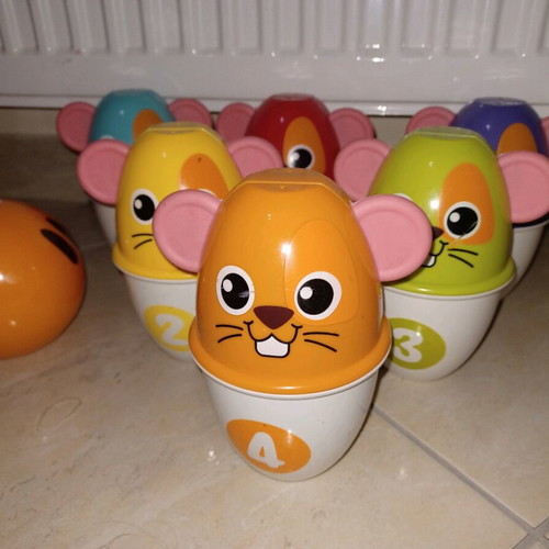 Bowling mice like new for babies and big kids