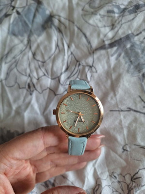 Women's wristwatch, blue strap