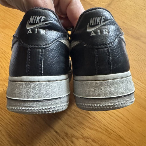 Nike Air Force 1 '07 LV8 sneakers size 38.5 used, black and grey