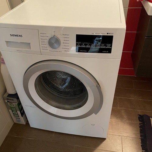 Siemens IQ500 washing machine like new, 8 kg load capacity