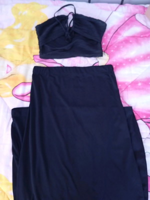 Long skirt and crop top like new, black