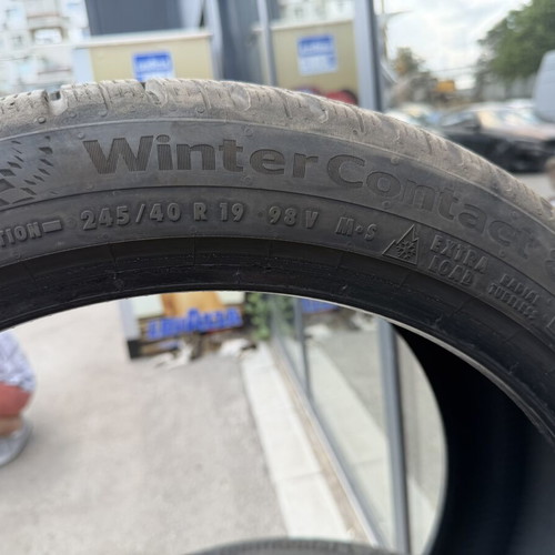 Continental 245/40/19 winter tires set of 4 like new, DOT 2024