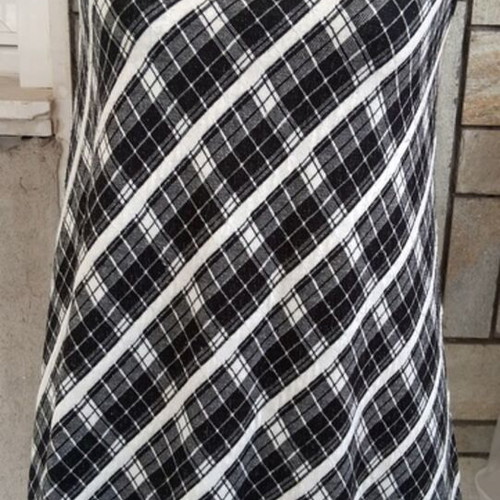 Attrattivo sleeveless dress black and white like new