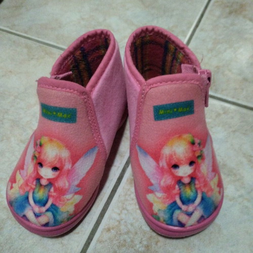 Winter slippers size 21 like new with fairy design