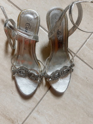 Silver sandals with rhinestones and thin heel, size 37