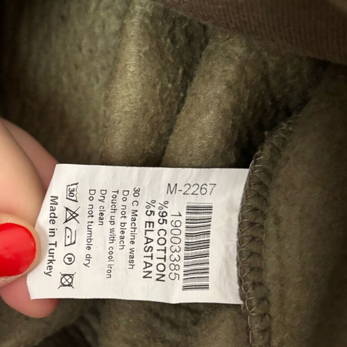 Women's sweatshirt like new, olive with gold prints and fleece lining