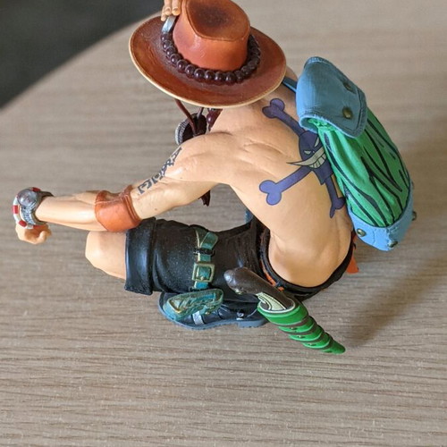 One Piece Ace Figure King Of Artist like new