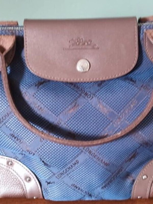 Vintage Longchamp shoulder bag special edition with studs like new