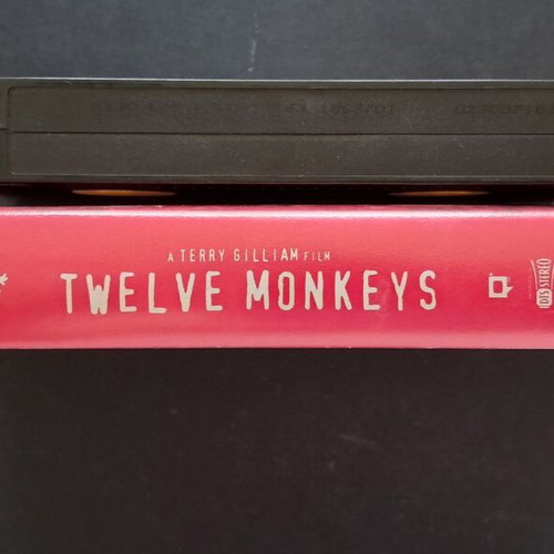 Twelve Monkeys VHS like new, English audio, no subtitles