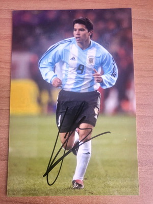 Saviola authentic autograph like new